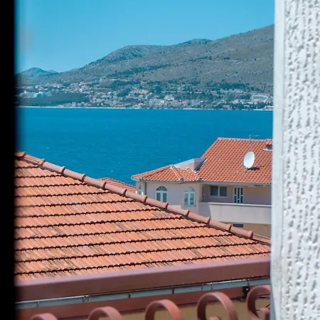 Apartment Beata *